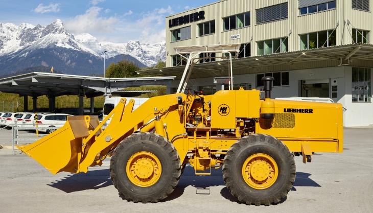 The fully restored Liebherr LSL 1500 wheel loader Restored Liebherr LSL 1500 wheel loader