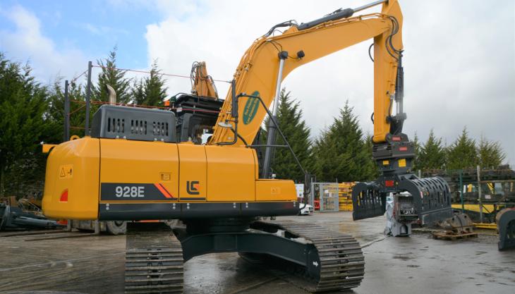 LiuGong 928E excavator