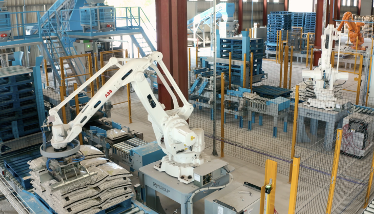 The new bag filling and palletizing system at Long Rake Spar's new site at Garston Docks Bagging plant