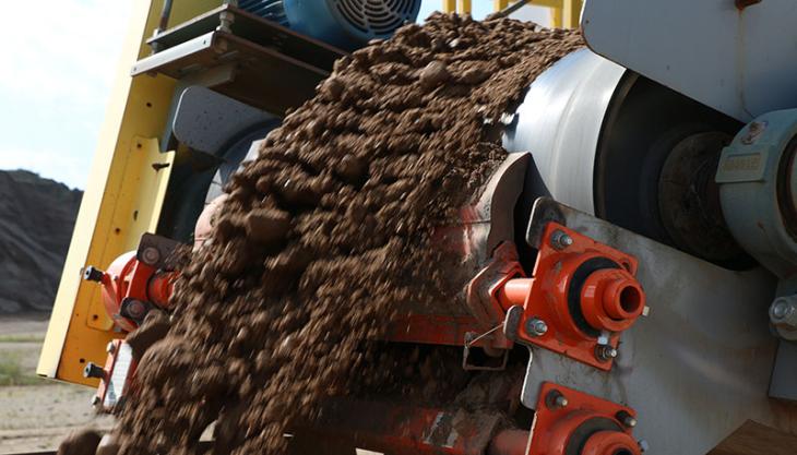 QB1 HD primary belt cleaner