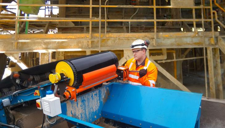 Martin Engineering introduce Mr Blade to the UK Mr Blade programme