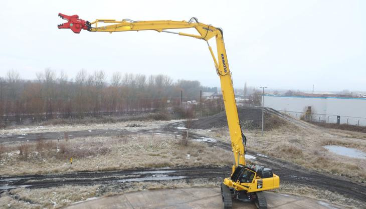Marubeni-Komatsu's new EU Stage V-compliant high-reach PC490HRD-11 excavator Marubeni-Komatsu PC490HRD-11 excavator