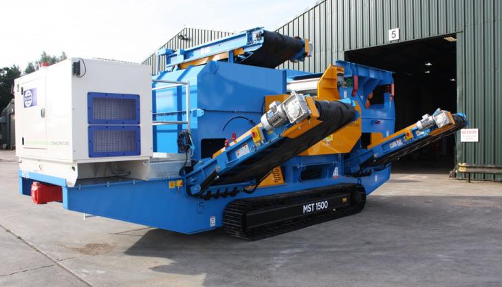 Master Magnets' new mobile tracked MasterTrax unit Mobile eddy current separator