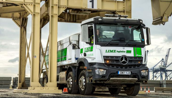 Mercedes-Benz Arcos 8x4 tipper