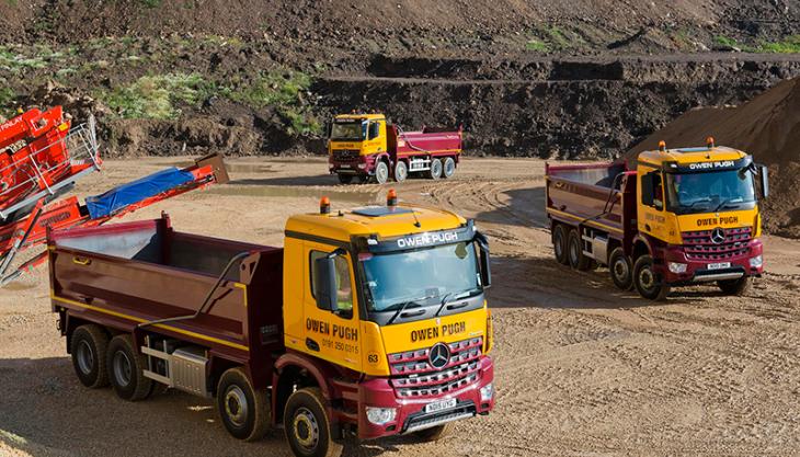 Mercedes-Benz Arocs 3240K eight-wheelers for Owen Pugh Mercedes-Benz Arocs 3240K eight-wheel trucks