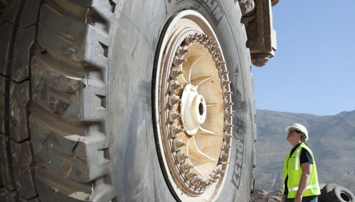 Michelin are now able to offer expert tyre fitting and maintenance training for operators of industrial and heavy-duty machinery Michelin training