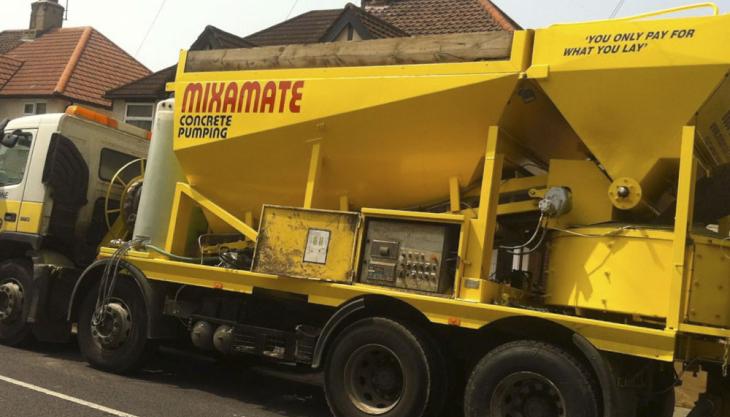 Mixamate concrete pumping truck