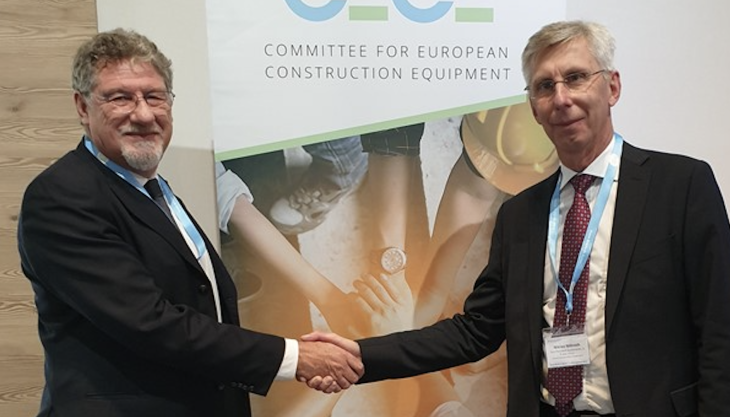 Niklas Nillroth (right) succeeds Enrico Prandini as President of CECE CECE President handover