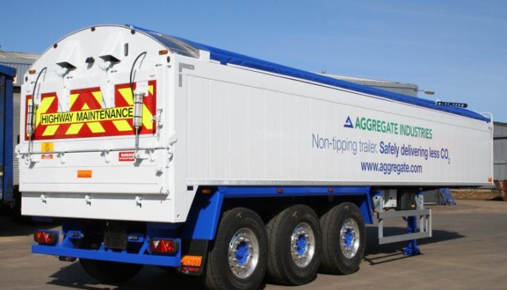 Non-tipping moving-floor trailer Non-tipping trailer
