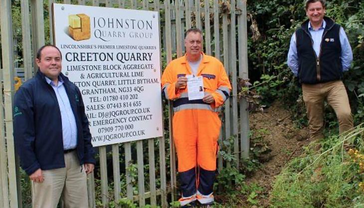 Steve Johnson of Johnston Quarry Group receiving the first OCA with Gavin Brain (left) of EMPI Awards and Mike Phillips (right) of MinTrain Steve Johnson of Johnston Quarry Group receiving the first OCA