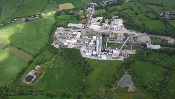 HyNet will reduce regional CO2 emissions by up to 10 million tonnes – including up to 800,000 tonnes from Hanson’s Padeswood plant – every year by 2030; the equivalent of taking four million cars off the road Padeswood cement works