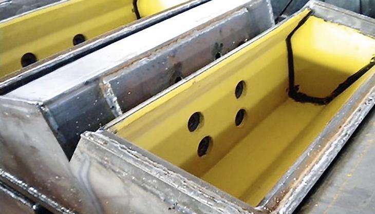 Elevator bucket fitted with PERFORMANCEline 35/CN Rema Tip Top