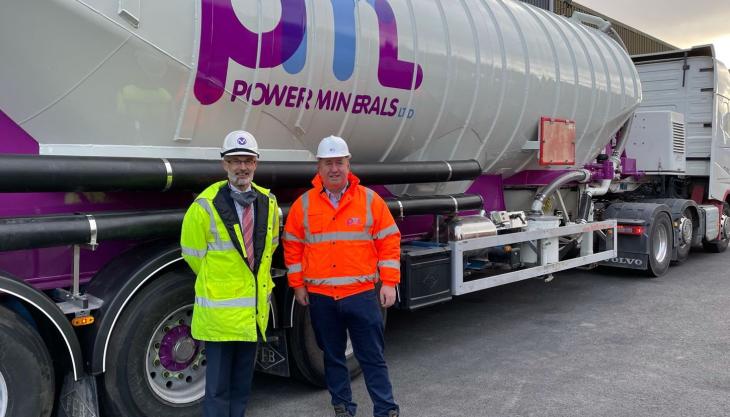 L-R: Magnox chief engineer Andrew Oborne and PML sales and technical director Ivan Skidmore PML