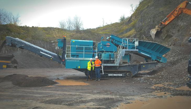 Powerscreen 1000 Maxtrak mobile cone crusher