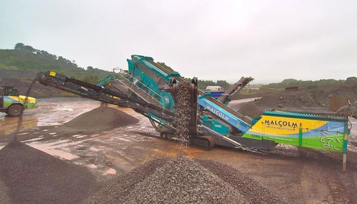 Powerscreen Chieftain 2200 mobile screen Powerscreen Chieftain 2200 mobile screen
