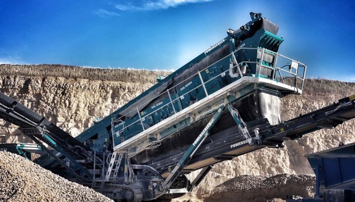 Powerscreen Chieftain 2200 triple-deck screen Powerscreen Chieftain 2200 triple-deck screen
