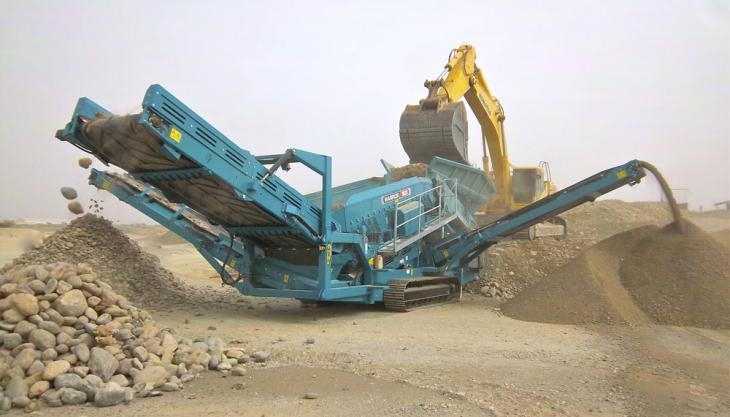 Powerscreen Warrior 1800 screen