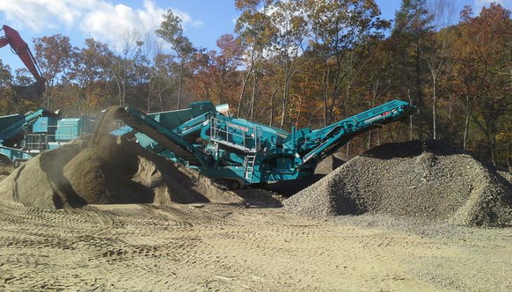 Powerscreen Warrior 1400X screen