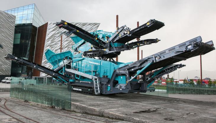 Powerscreen Warrior 600 and Warrior 2400 screens Powerscreen jaw crushers