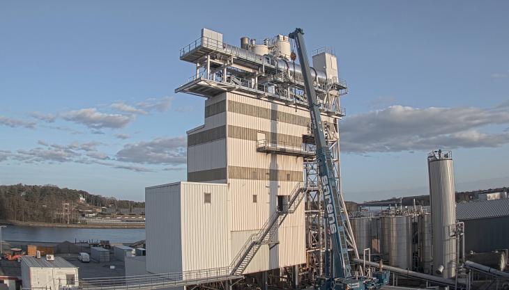 The RAH100 dryer drum being retrofitted RAH100