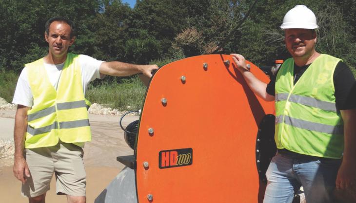 Maintenance manager Olivier Houx (left) and Abaque product manager Arnaud Laigle with the Abaque HD100-Series pump Abaque HD100-series peristaltic pump