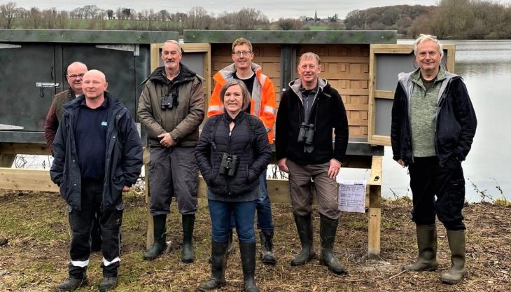 Volunteers from the Stanford Ringing Group who, thanks to a grant from Tarmac, have created a new habitat including nesting cabinets for sand martins at Stanford Reservoir Stanford Ringing Group volunteers