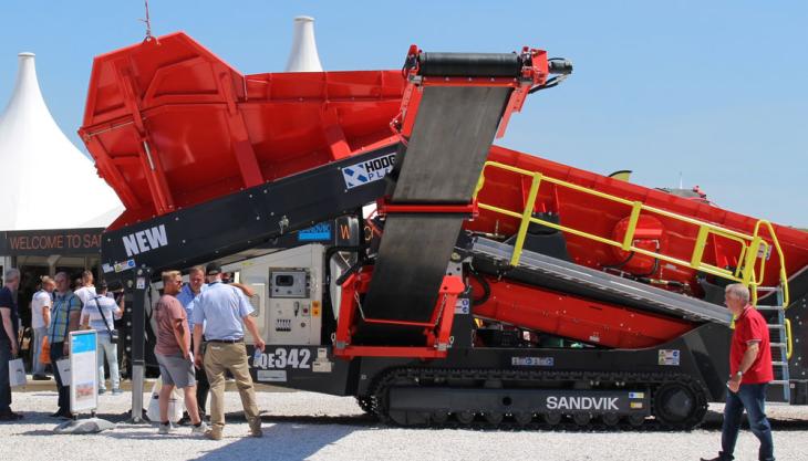Sandvik QE342 scalper on display at Hillhead 2018 Sandvik QE342 scalper