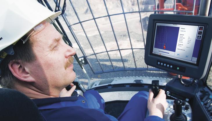 Rig operator utilizing the new Sandvik TIM3D system Sandvik TIM3D system