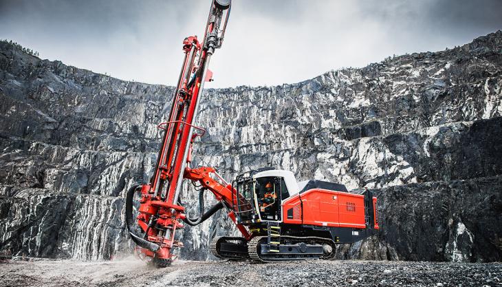 The new Sandvik Leopard DI650i DTH drill rig Leopard DI650i drill rig