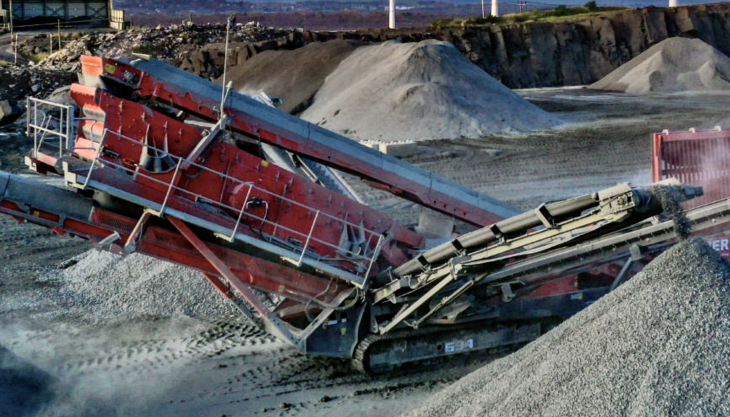 Collier's new Terex Finlay 694+ Hybrid screener in action at Goathill Quarry in Fife Terex Finlay 694+ Hybrid screener