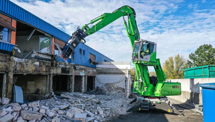 Sennebogen 825 R-HD material handler Sennebogen 825 R-HD material handler