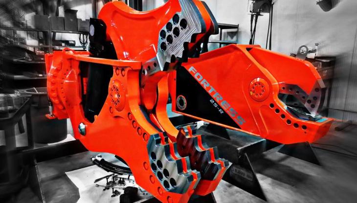 Murray Plant named Fortress 'World Dealer of the Year' Fortress demolition attachment