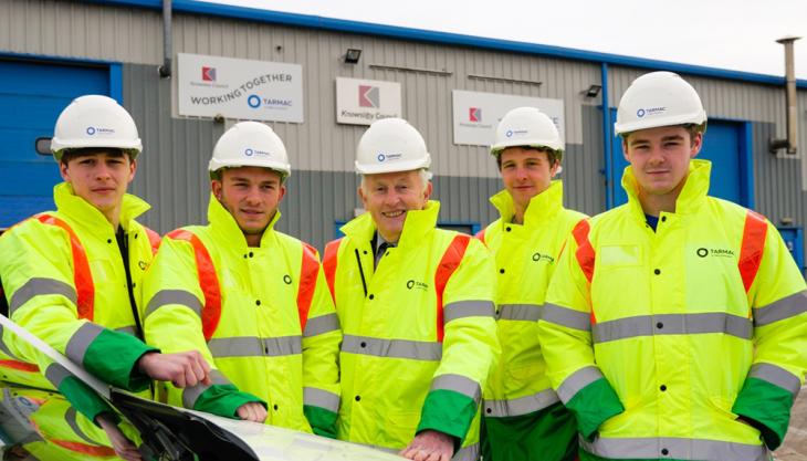 Cllr Murphy with Tarmac apprentices Tarmac apprentices