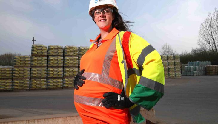 Louise Pattison in her maternity PPE Louise Pattison