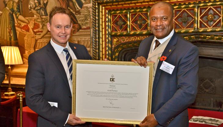 L-R: Martin Riley, senior vice-president of Tarmac, with Phil Brown, director of the DofE in Central England DofE