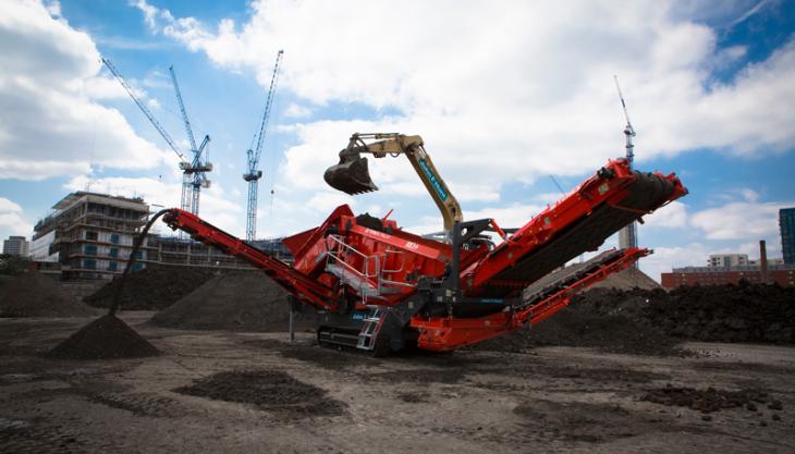Terex Finlay 883+ mobile screen Terex Finlay 883+ mobile screen