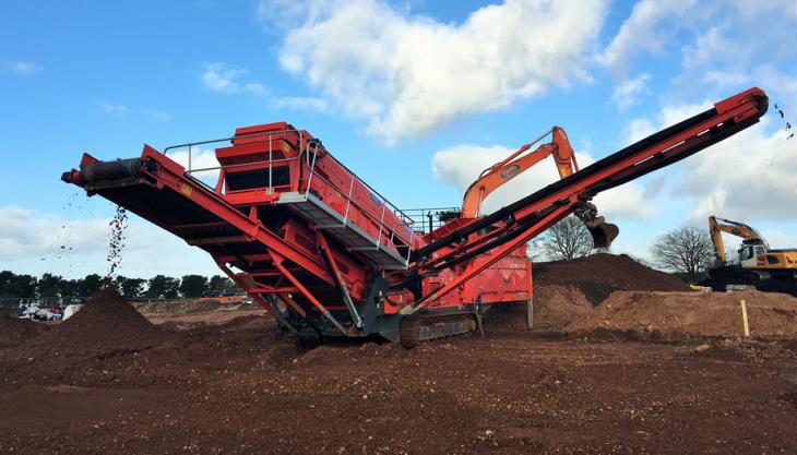 Terex Finlay 683 Supertrak screen