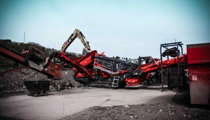 Terex Finlay 883+ Spaleck recycling screen Terex Finlay 883+ Spaleck mobile screen