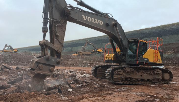 Titan ripper and Tefra coupler from Hill Engineering on Hall Construction Services' Volvo EC750 Titan and Tefra
