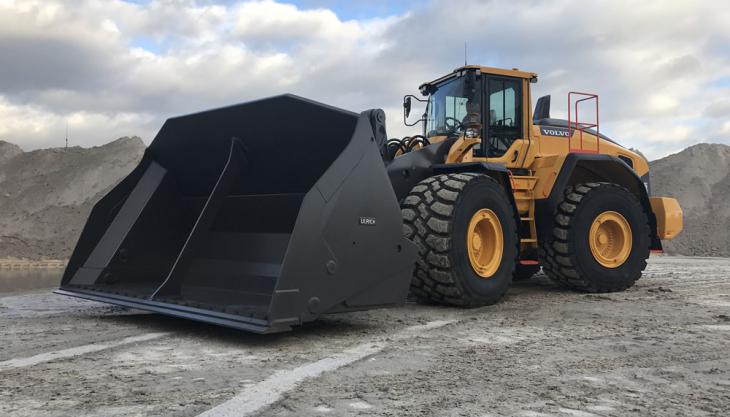 Ulrich high-tip bucket Ulrich high-tip bucket