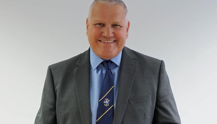 Viv Russell FIQ, new IQ President Viv Russell FIQ