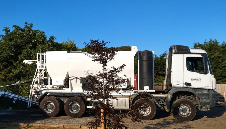 Shorefix (IOW) have taken delivery of an Utranazz HM12H-E volumetric mixer for screed and concrete work on the Isle of Wight Volumetric truck