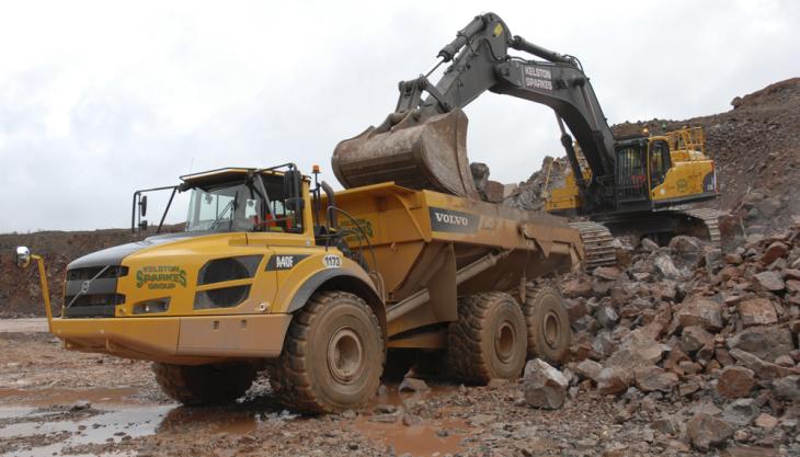 Kelston Sparkes Group take delivery of a Volvo EC700C excavator