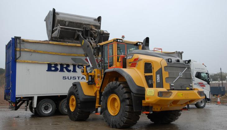 New Volvo wheel loaders for Britaniacrest Recycling Volvo L150H wheel loader