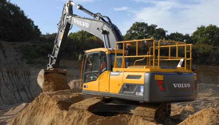 Volvo EC220D excavator