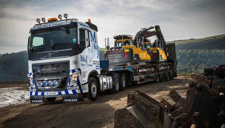 Volvo FH 6x2 tag-axle tractor unit