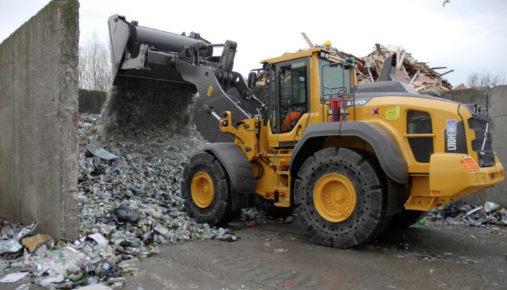 Volvo L110H loading shovel Volvo L110H loading shovel