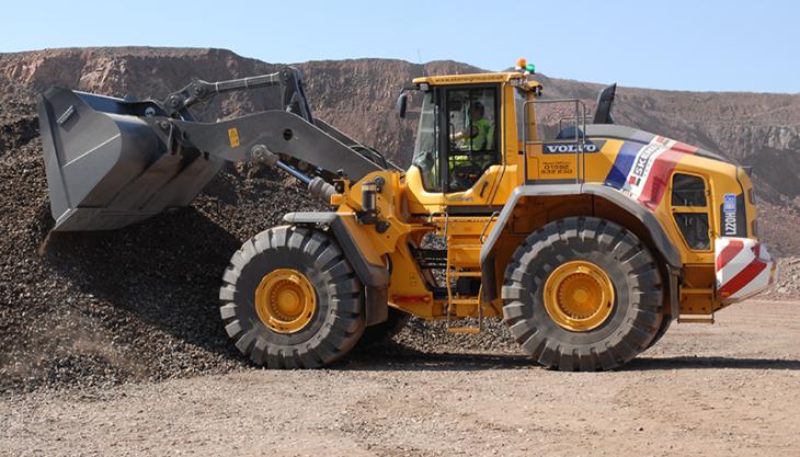 Volvo L220H wheel loader