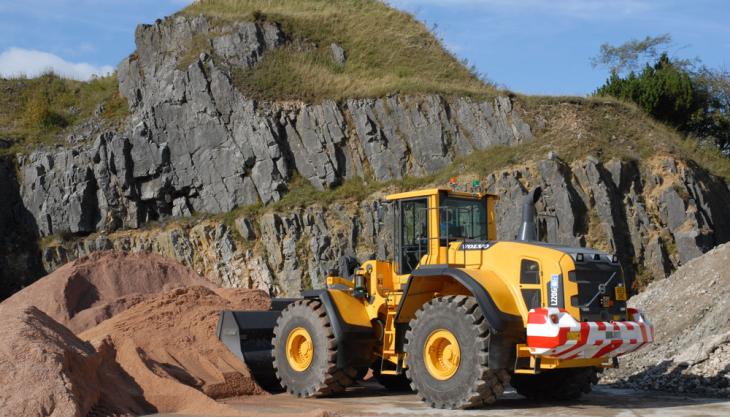 Volvo L220G wheel loader