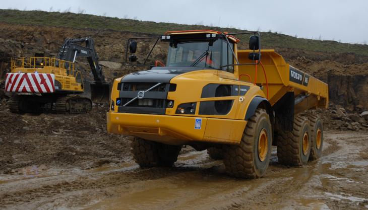 Johnsons Wellfield take on Volvo heavyweights Volvo dumptruck